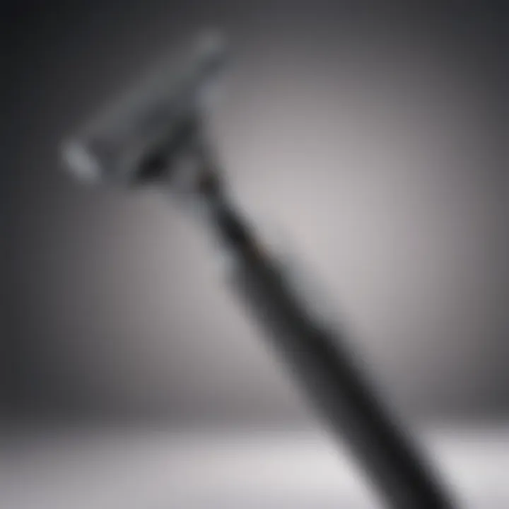 Sleek Razor with Adjustable Blade Angle